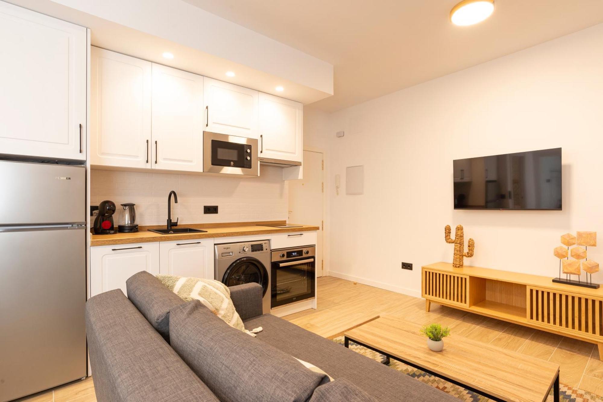 II Cozy & Modern Apartment Ayr Málaga Esterno foto